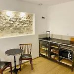 Coquet studio en coeur de ville avec wifi et clim