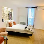 Coquet studio en coeur de ville avec wifi et clim